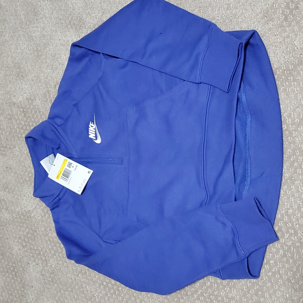 NWT Girls Nike Sweatshirt